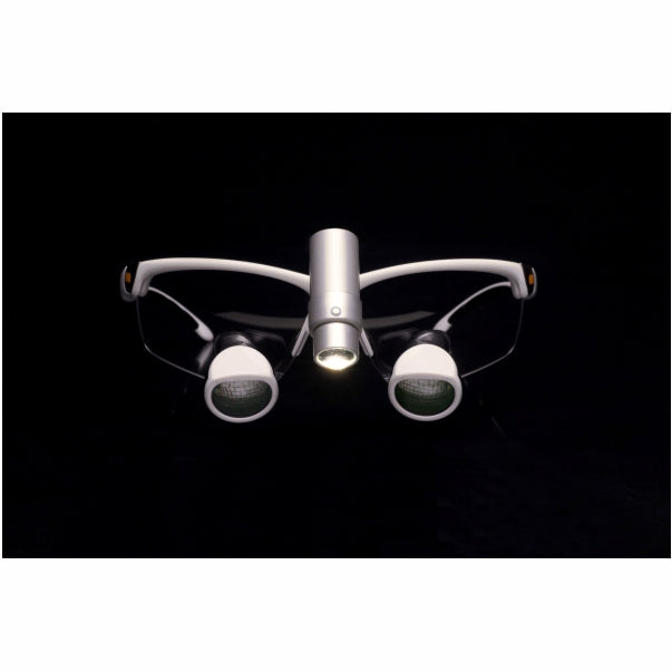 Orange Dental spot-on Cordfree wireless LED lighting system
