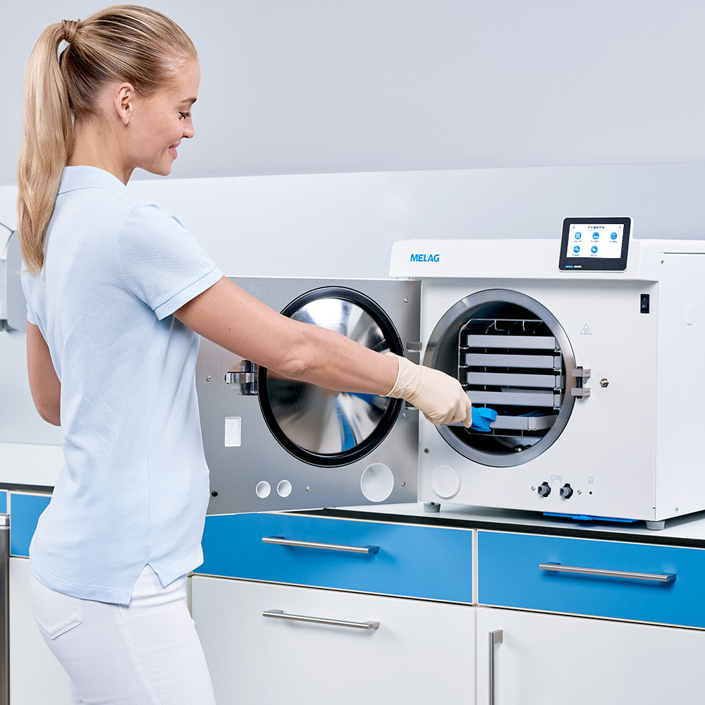 MELAG Vacuclave 323 Class B standalone autoclave 23 l