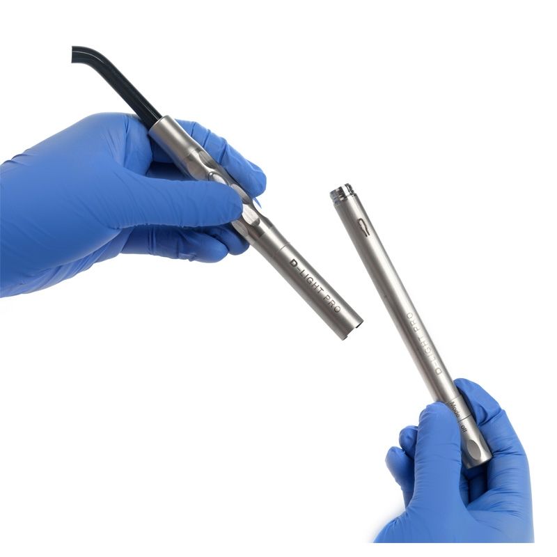 GC D-Light Pro dual-wavelength LED curing light