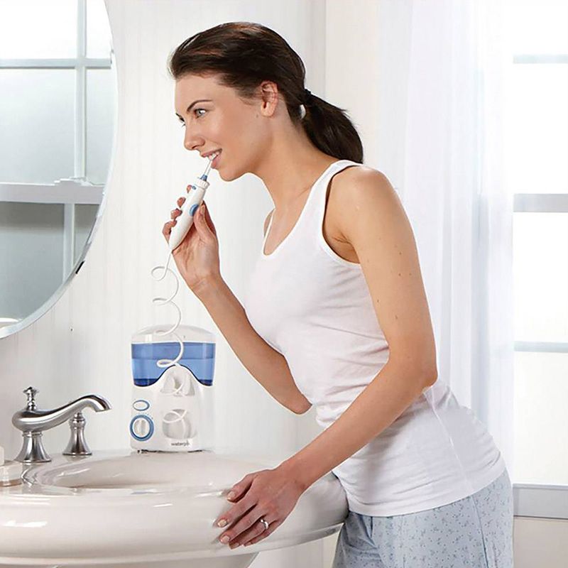 Waterpik WP-100 Ultra white oral irrigator